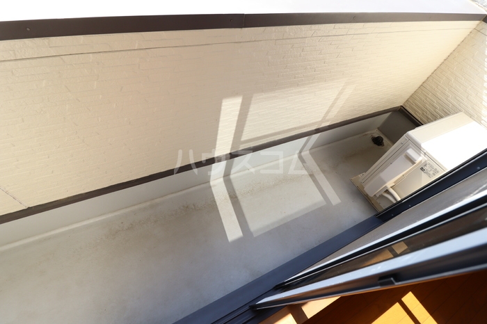 15/22 バルコニー