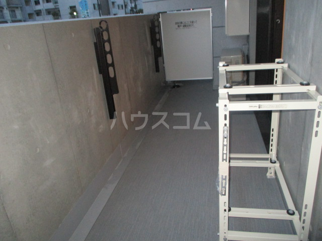 23/30 バルコニー