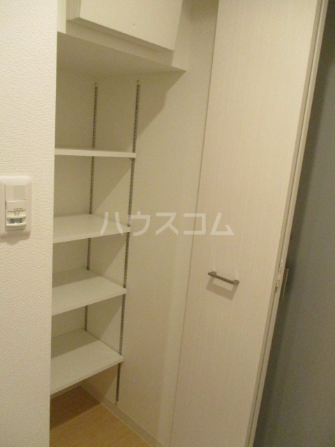 13/30 玄関