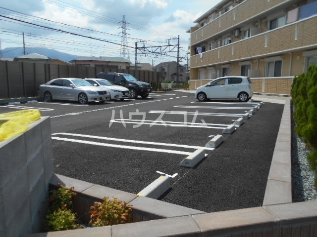 25/30 駐車場