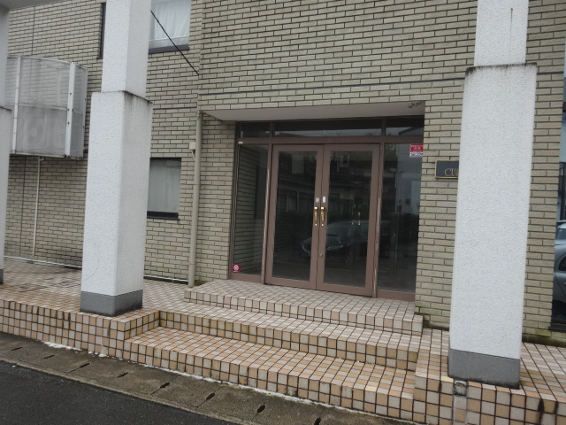 16/25 エントランス