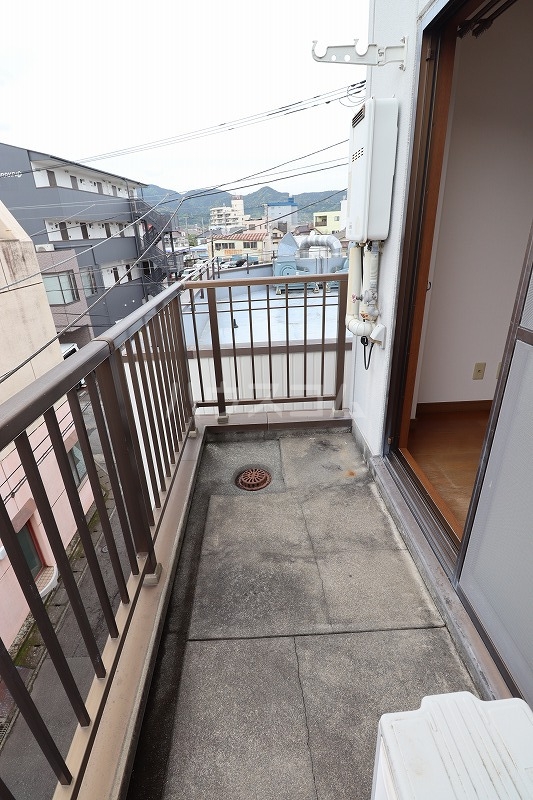 14/28 バルコニー