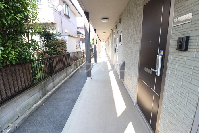 16/28 エントランス