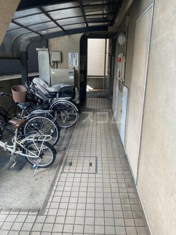 3/10 エントランス