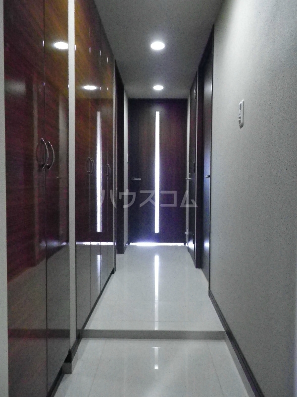 19/24 エントランス