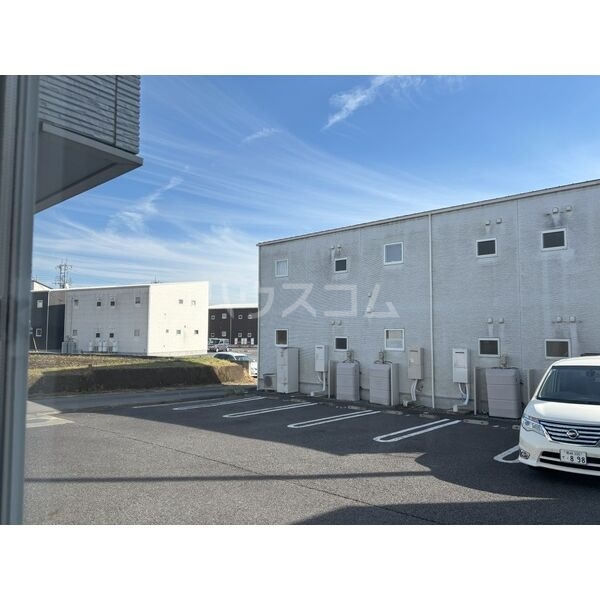 2/2 駐車場