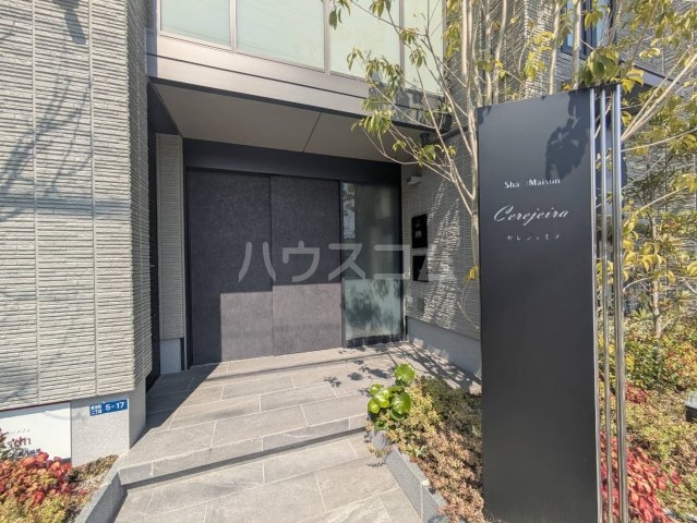 14/24 エントランス