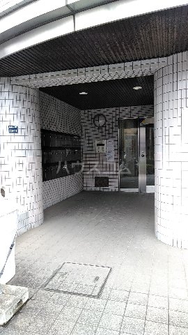 21/24 エントランス