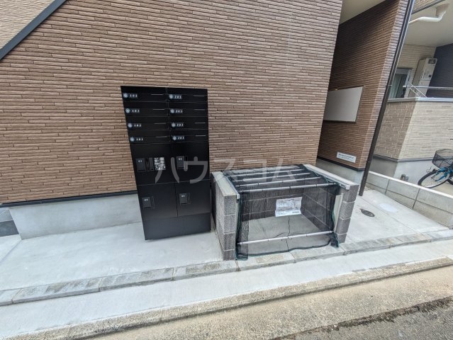 4/5 エントランス