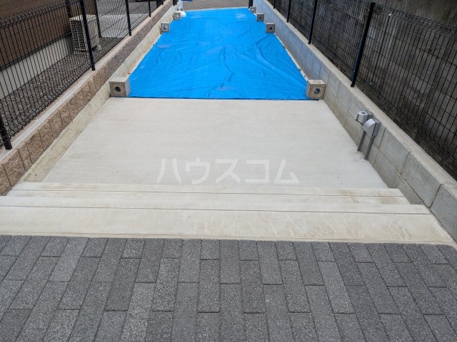26/27 駐車場