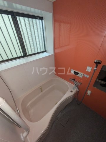 16/30 浴室