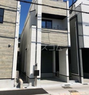 15/16 エントランス