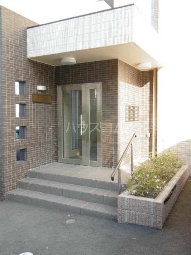 16/24 エントランス