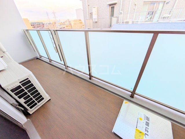 15/26 バルコニー
