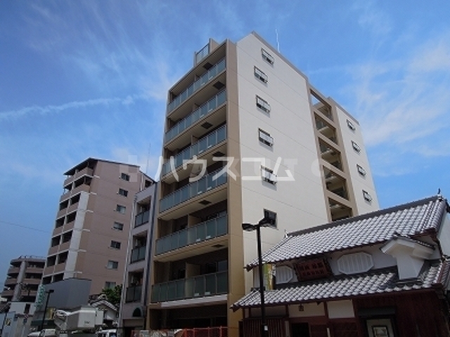 15/23 エントランス