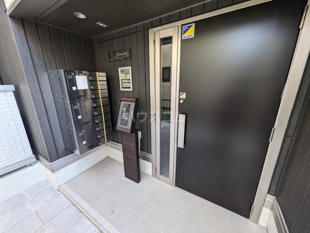 4/10 エントランス