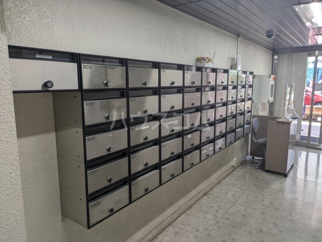 14/14 エントランス