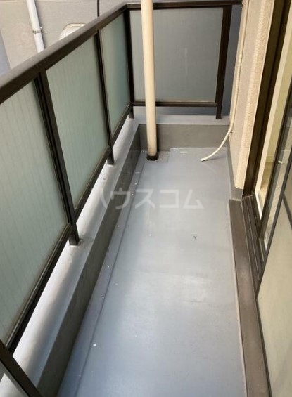 13/22 バルコニー