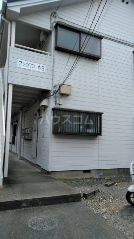 18/28 エントランス