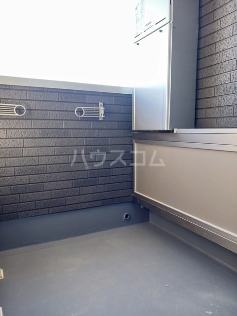 13/22 バルコニー