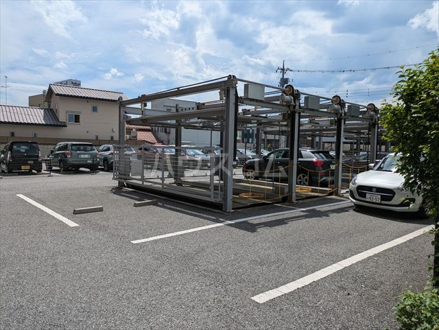 22/30 駐車場