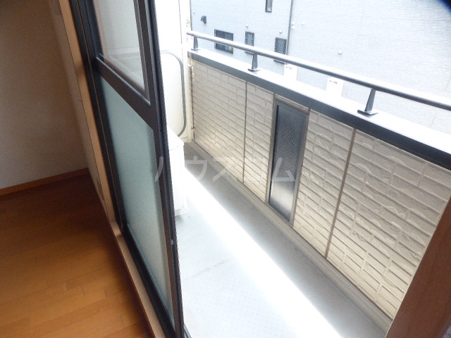 21/30 バルコニー
