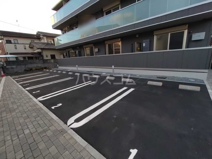 4/7 駐車場