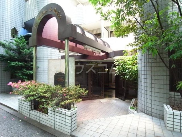 15/25 エントランス