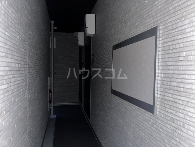 19/25 エントランス