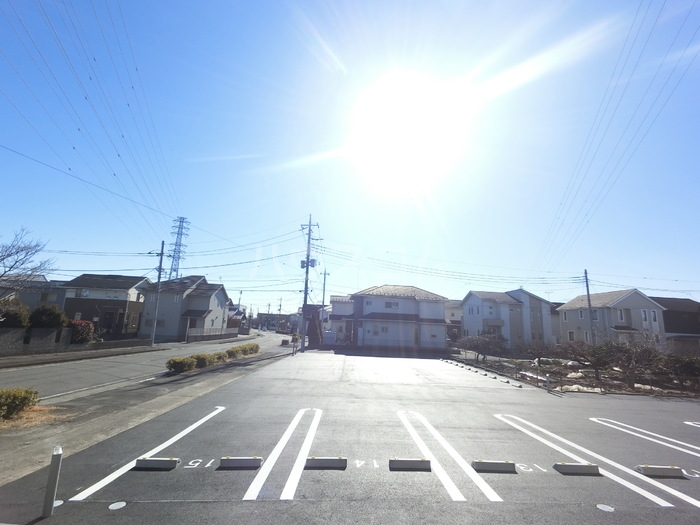 14/21 駐車場