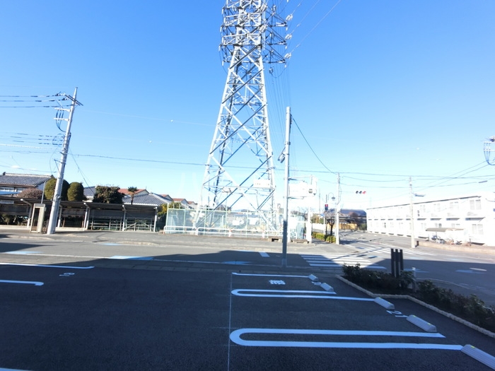 27/30 駐車場