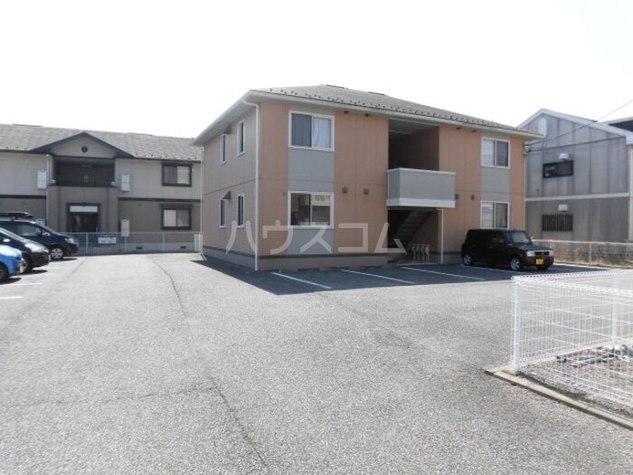 16/21 駐車場