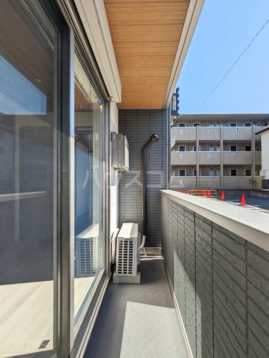 20/30 バルコニー