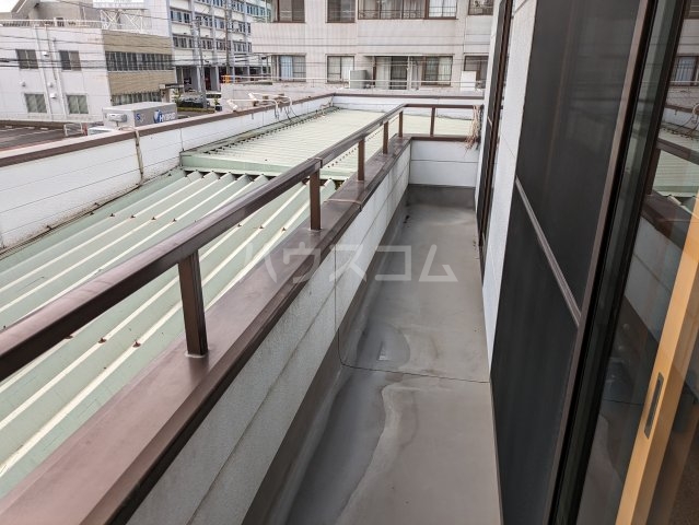 22/30 バルコニー