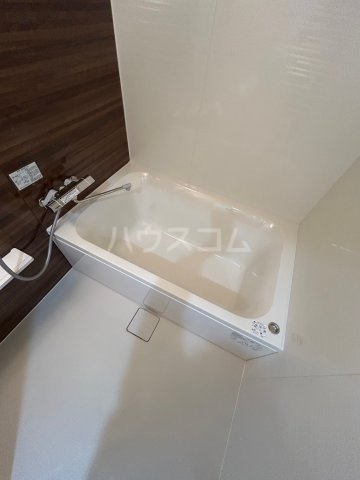 14/30 浴室