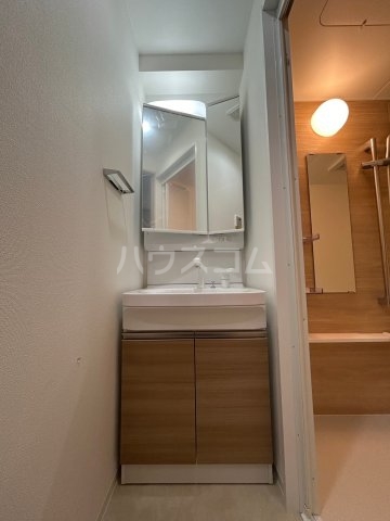 15/28 洗面