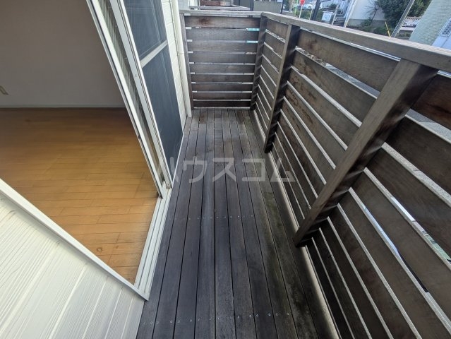 23/30 バルコニー