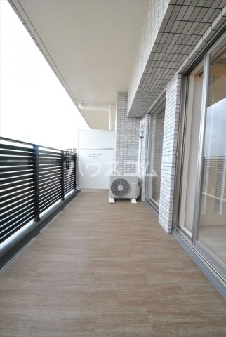 19/30 バルコニー