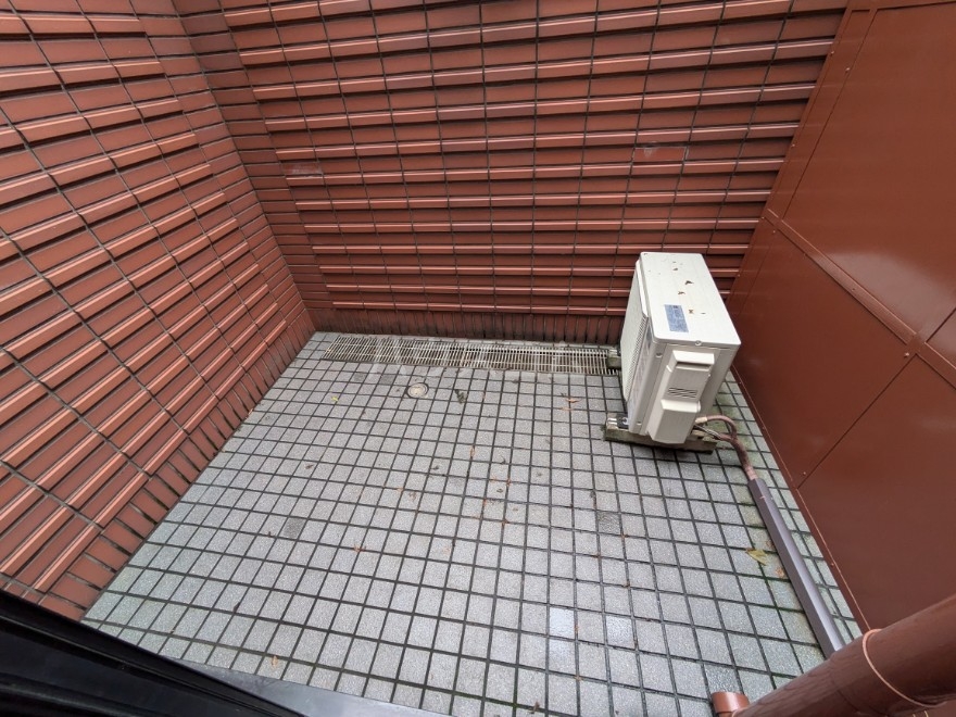 13/20 バルコニー