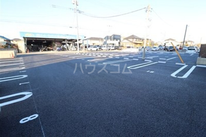 17/20 駐車場