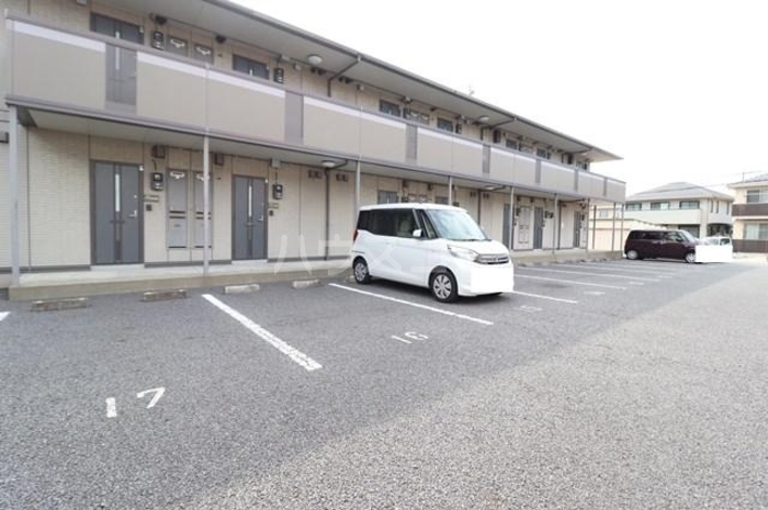 15/24 駐車場
