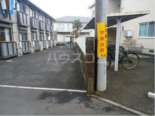 15/22 駐車場