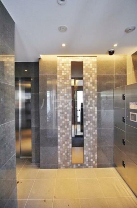 15/24 エントランス