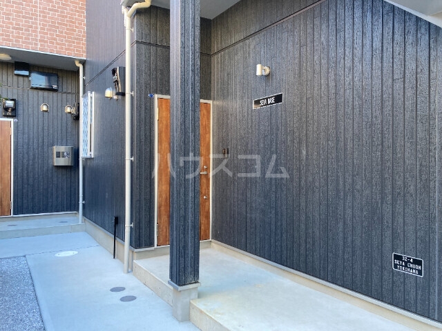 19/20 エントランス