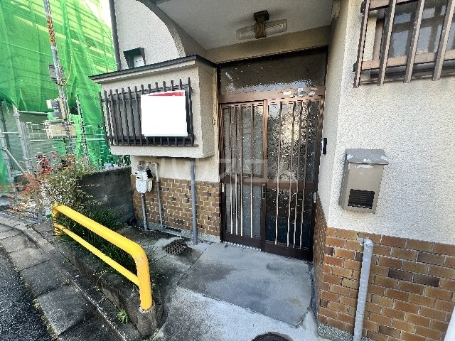 29/30 エントランス