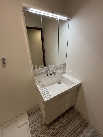 15/30 洗面