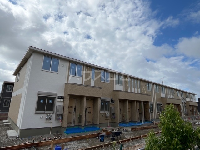 21/28 エントランス