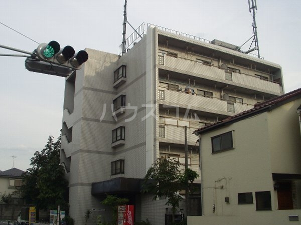 関東バス高井戸ハイツの外観