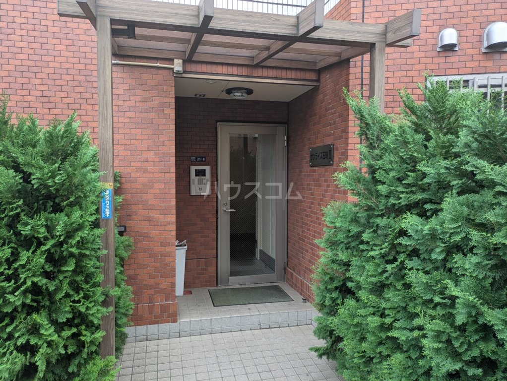 3/10 エントランス