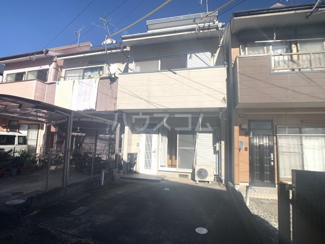 南沼上3丁目戸建の駐車場